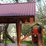 Guest house три серця чан баня Yaremche