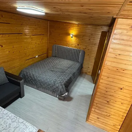 три серця чан баня Yaremche