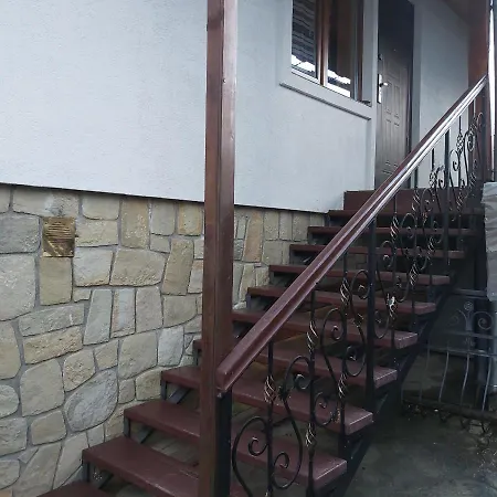 Guest house три серця чан баня Yaremche