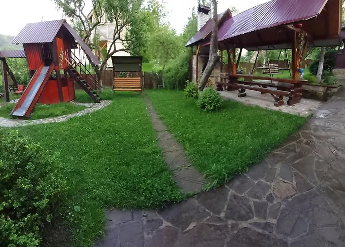 Maison d'hôtes три серця чан баня 3*