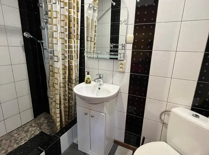 три серця чан баня Maison d'hôtes