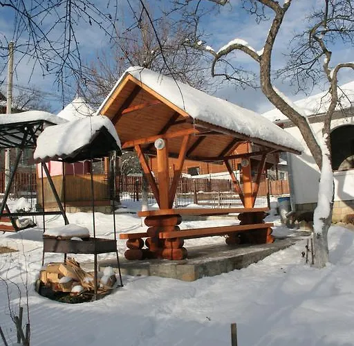 три серця чан баня Maison d'hôtes 3*