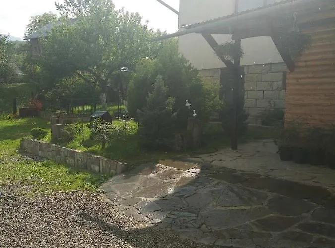 Maison d'hôtes три серця чан баня 3*