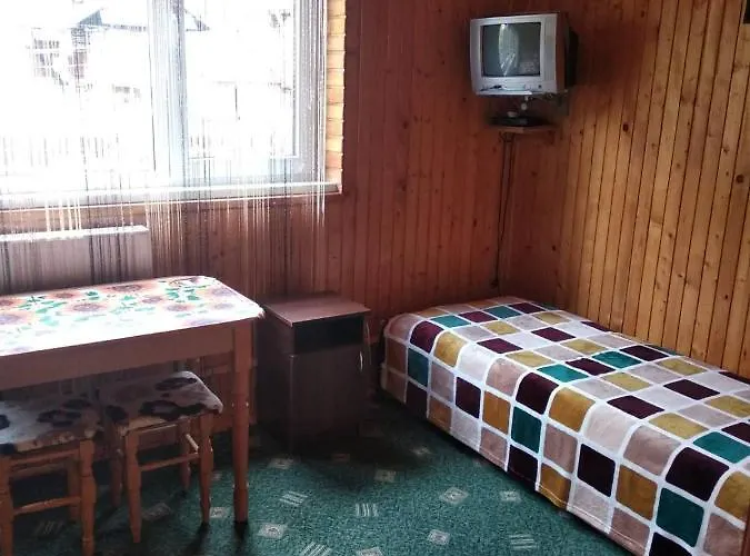 три серця чан баня Maison d'hôtes