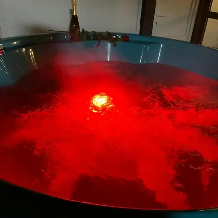 Casa de hóspedes три серця чан баня