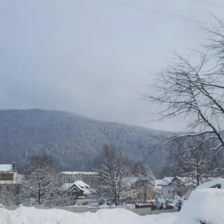 три серця чан баня Casa de hóspedes Yaremche