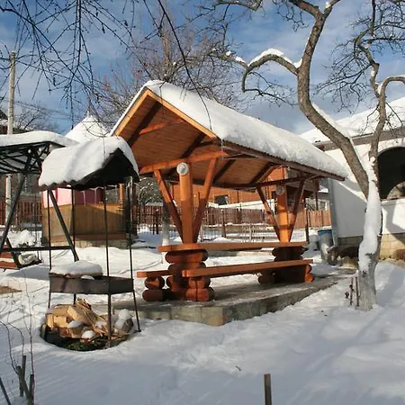 три серця чан баня Casa de hóspedes 3*